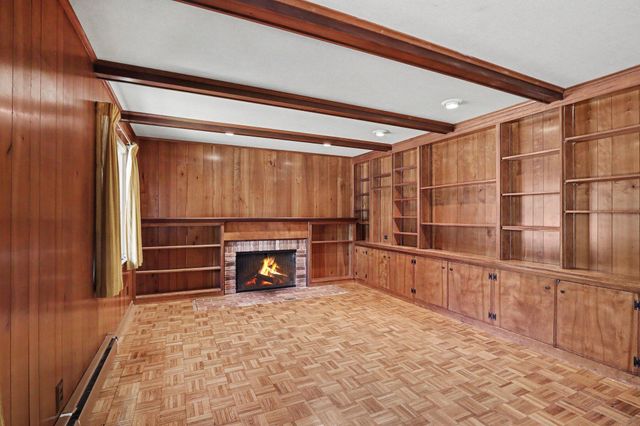 5453 Glen Harbor Drive, Kalamazoo, MI 49009