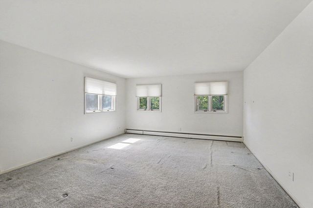 5453 Glen Harbor Drive, Kalamazoo, MI 49009