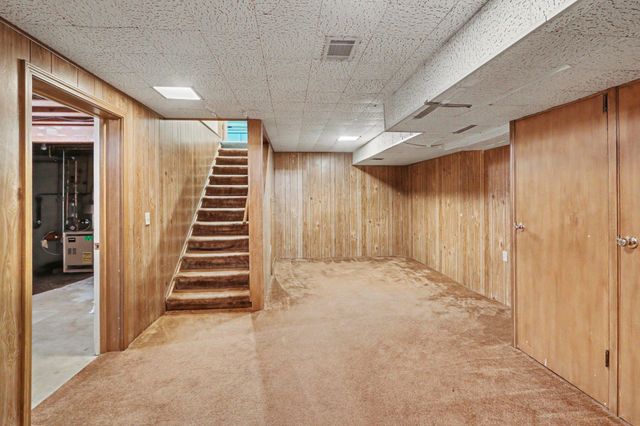 5453 Glen Harbor Drive, Kalamazoo, MI 49009