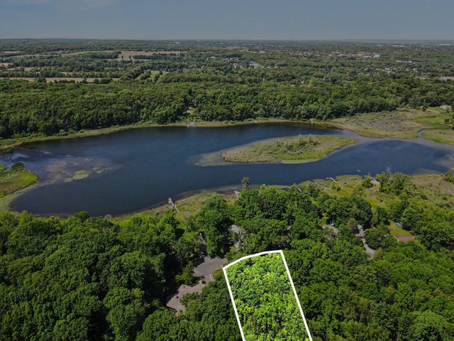 5453 Glen Harbor Drive, Kalamazoo, MI 49009
