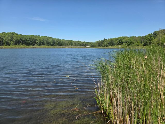 5453 Glen Harbor Drive, Kalamazoo, MI 49009