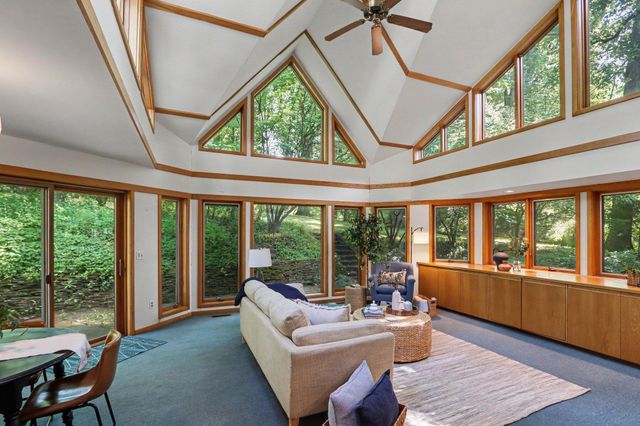 5453 Glen Harbor Drive, Kalamazoo, MI 49009