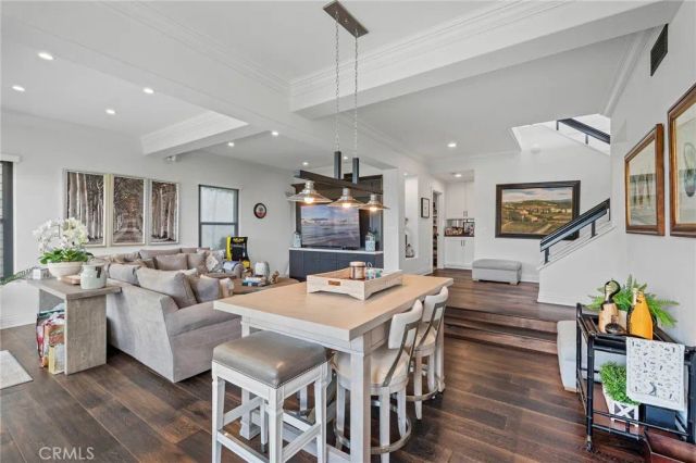 45 Northampton Court, Newport Beach, CA 92660