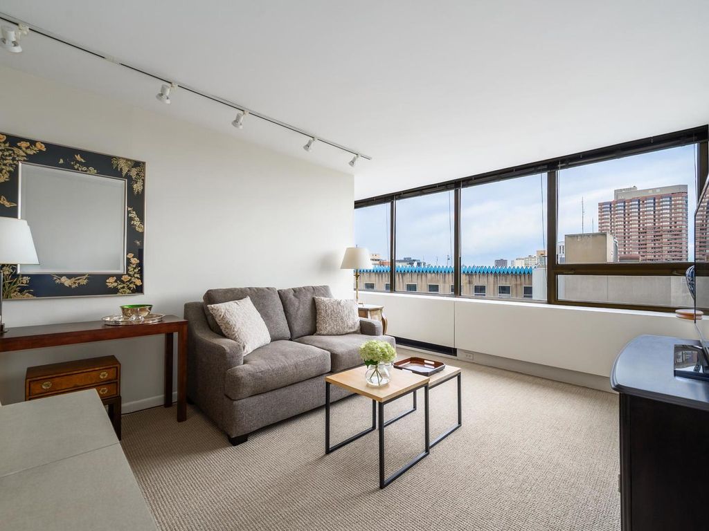 2800 N Lake Shore Drive 1911, Chicago, IL 60657 — photo 4