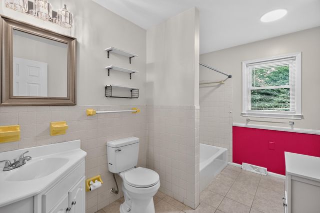 3533 King Arthur Drive, Lexington, KY 40517