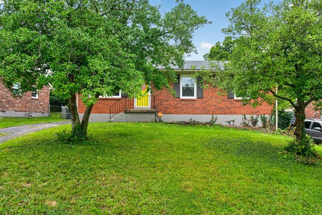 3533 King Arthur Drive, Lexington, KY 40517