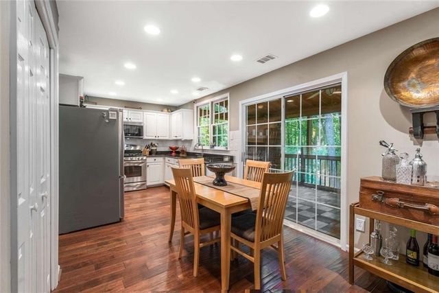 635 Rosedown Way, Johns Creek, GA 30022