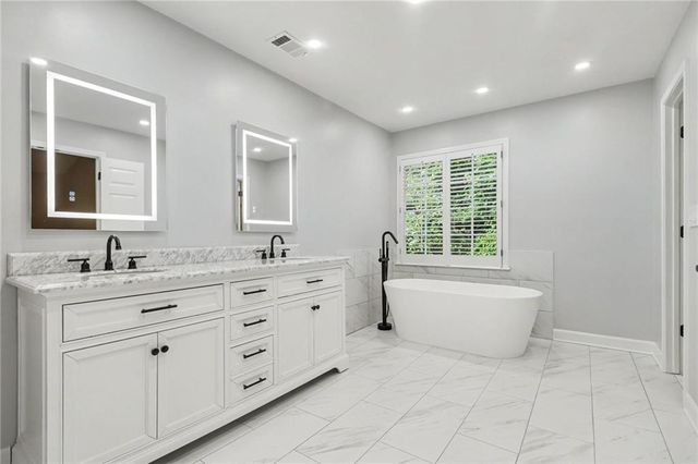 635 Rosedown Way, Johns Creek, GA 30022