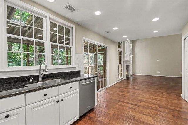 635 Rosedown Way, Johns Creek, GA 30022
