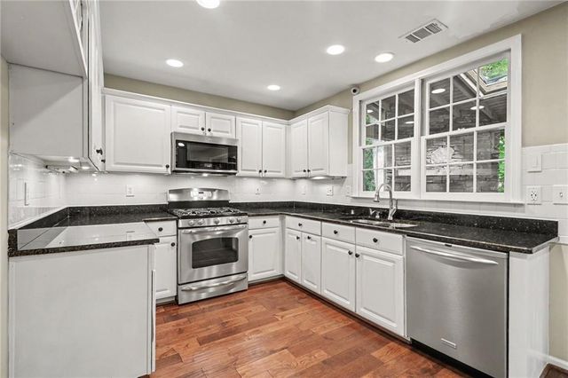 635 Rosedown Way, Johns Creek, GA 30022