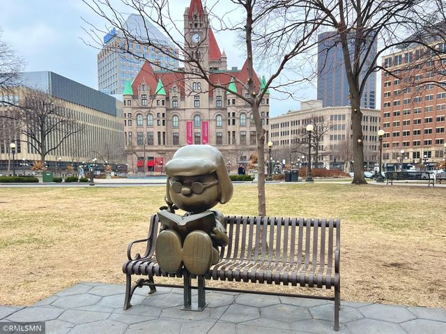 26 10th Street W 601, Saint Paul, MN 55102