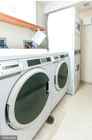 26 10th Street W 601, Saint Paul, MN 55102