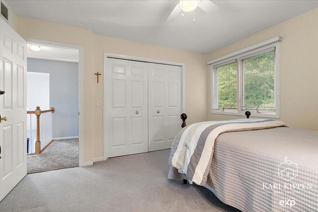 8150 Country Pine Drive Se, Caledonia Twp, MI 49302