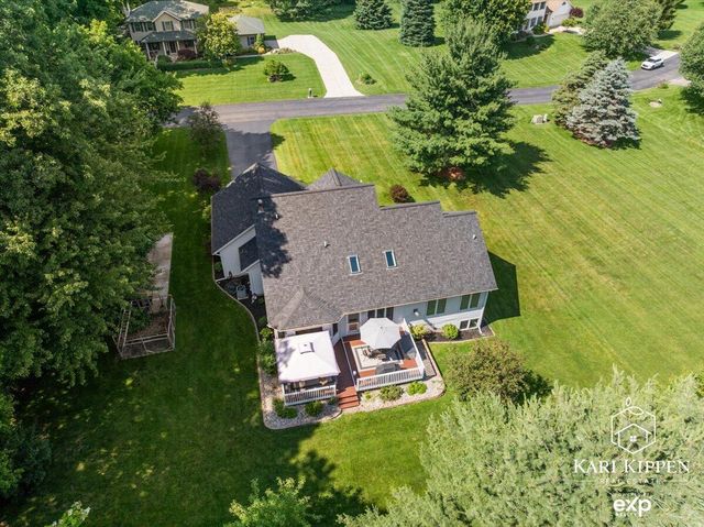 8150 Country Pine Drive Se, Caledonia Twp, MI 49302