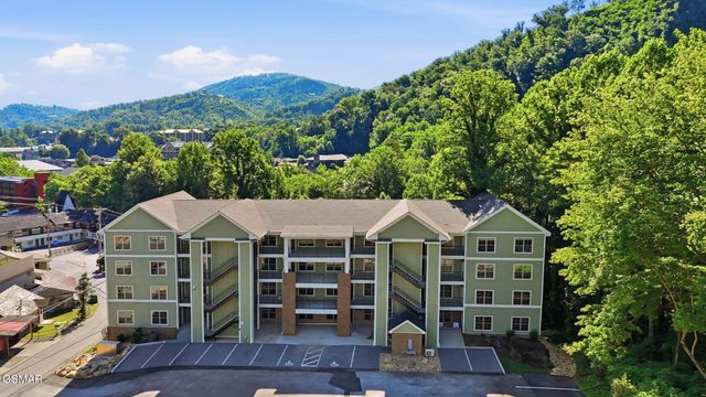 329 Ownby St Unit 1404, Gatlinburg, TN 37738