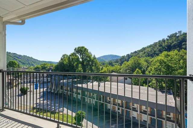 329 Ownby St Unit 1404, Gatlinburg, TN 37738