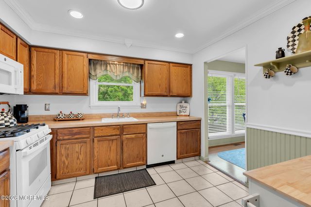 26 Sweet Gum Road, Howell, NJ 07731
