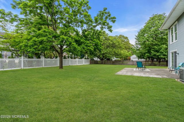 26 Sweet Gum Road, Howell, NJ 07731