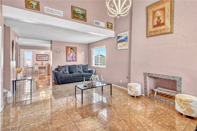 4302 Cloverhill Court, Las Vegas, NV 89147