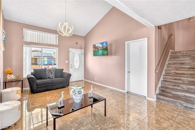 4302 Cloverhill Court, Las Vegas, NV 89147