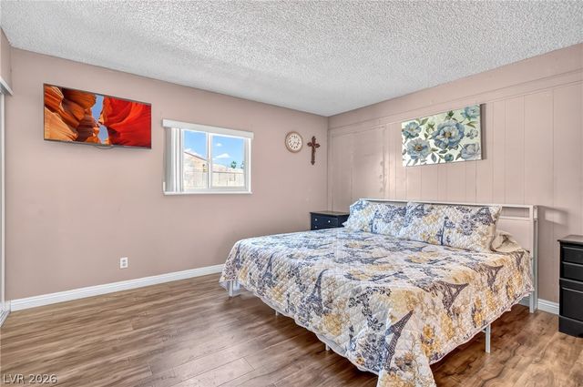 4302 Cloverhill Court, Las Vegas, NV 89147