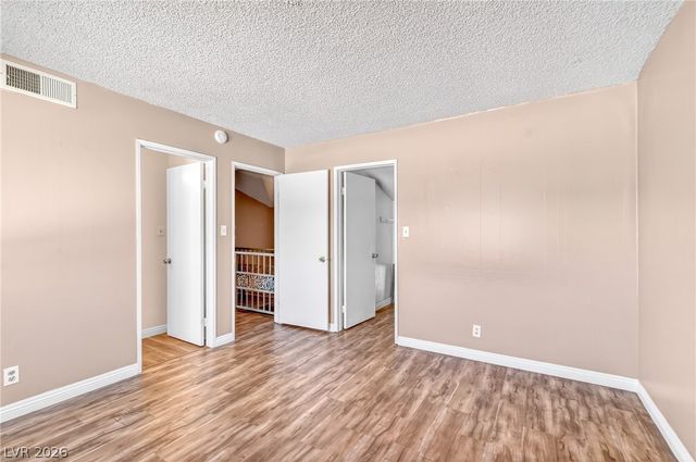 4302 Cloverhill Court, Las Vegas, NV 89147
