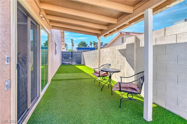4302 Cloverhill Court, Las Vegas, NV 89147