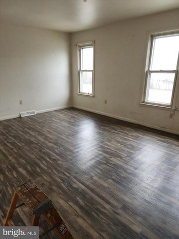 15713 FENTON AVE, Williamsport, MD 21795