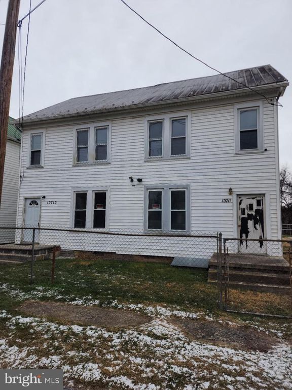 15713 FENTON AVE, Williamsport, MD 21795