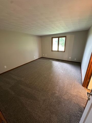 405 Carlisle Drive, Huntington, IN 46750