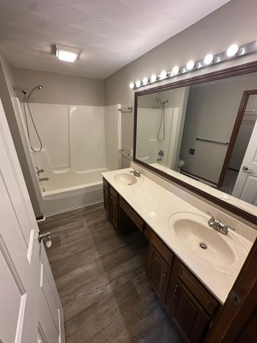 405 Carlisle Drive, Huntington, IN 46750