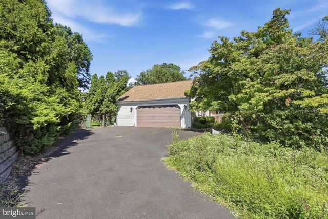 29 MILL CREEK RD RD, Southampton, PA 18966