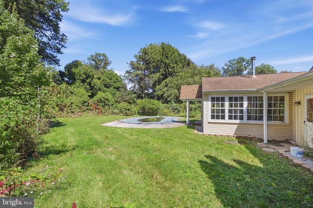 29 MILL CREEK RD RD, Southampton, PA 18966