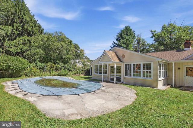 29 MILL CREEK RD RD, Southampton, PA 18966