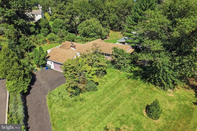 29 MILL CREEK RD RD, Southampton, PA 18966