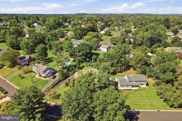 29 MILL CREEK RD RD, Southampton, PA 18966