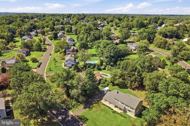 29 MILL CREEK RD RD, Southampton, PA 18966