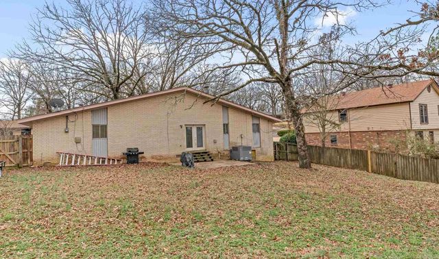 2221 Middleton, North Little Rock, AR 72116