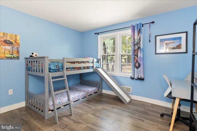 12183 HOLLY KNOLL CIR, Great Falls, VA 22066