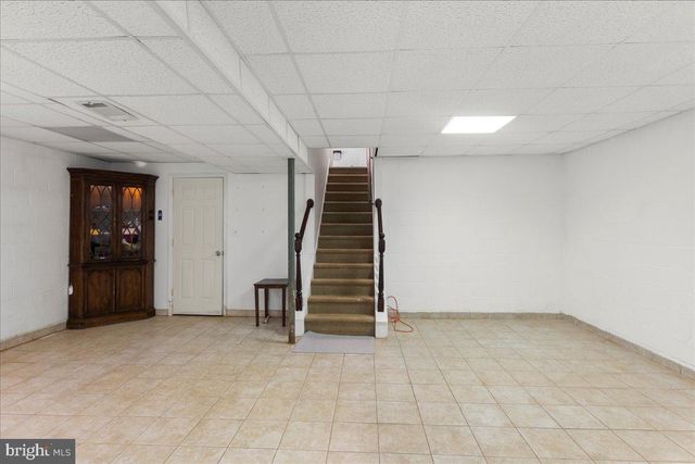 12183 HOLLY KNOLL CIR, Great Falls, VA 22066