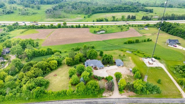 8151 Midland DRIVE, Allenton, WI 53002