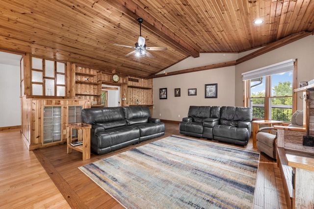 8151 Midland DRIVE, Allenton, WI 53002