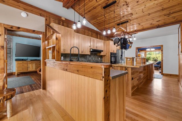 8151 Midland DRIVE, Allenton, WI 53002
