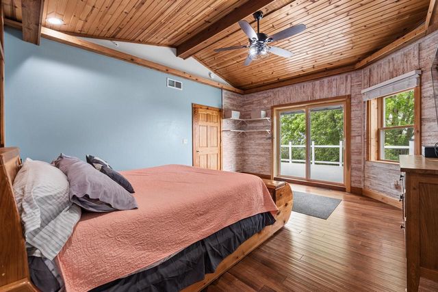 8151 Midland DRIVE, Allenton, WI 53002