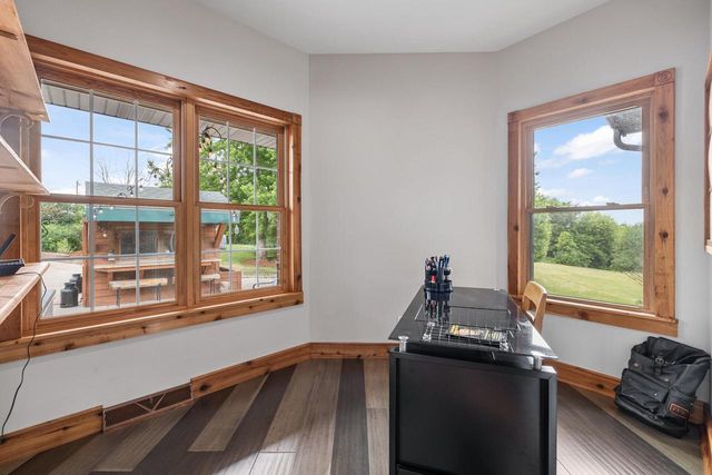 8151 Midland DRIVE, Allenton, WI 53002