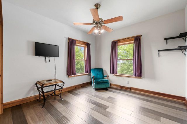 8151 Midland DRIVE, Allenton, WI 53002