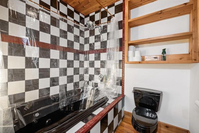 8151 Midland DRIVE, Allenton, WI 53002