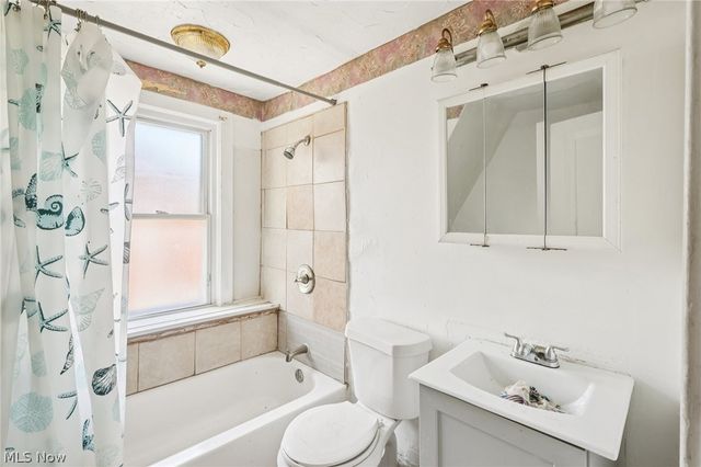 22350 Tracy Avenue, Euclid, OH 44123