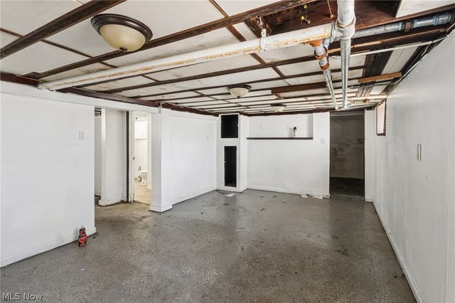 22350 Tracy Avenue, Euclid, OH 44123