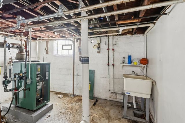 22350 Tracy Avenue, Euclid, OH 44123